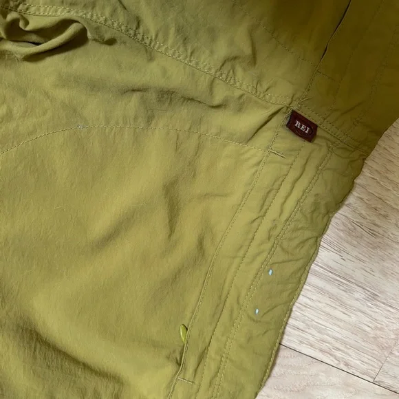 Women’s Vintage REI hiking pants size 4 - Picture 7 of 8